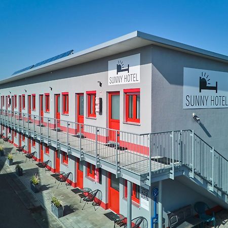 Sunny Hotel Ргенщауф Екстериор снимка