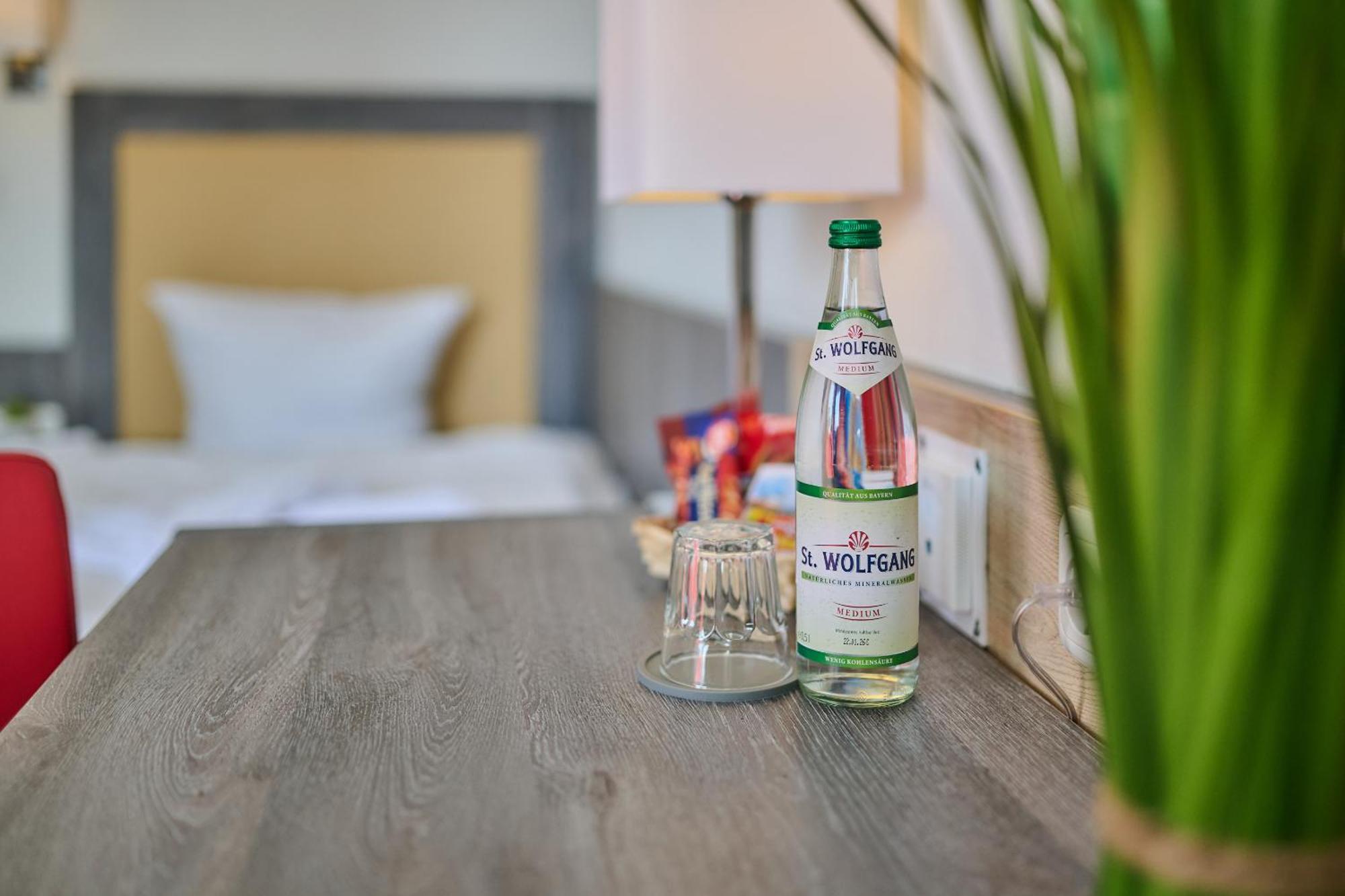 Sunny Hotel Ргенщауф Екстериор снимка